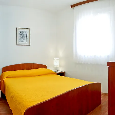 アパート Midea スペタル