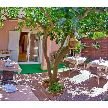 Midea アパート *