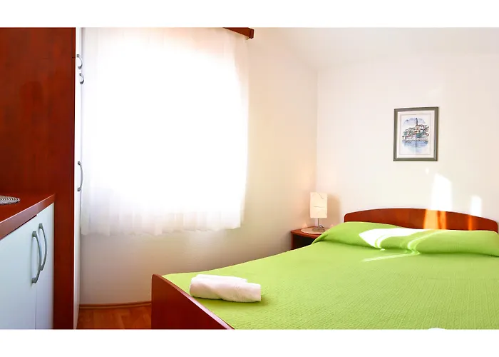 Lägenhet Midea Supetar