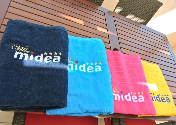 Midea Supetar