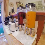 Midea Apartmán *